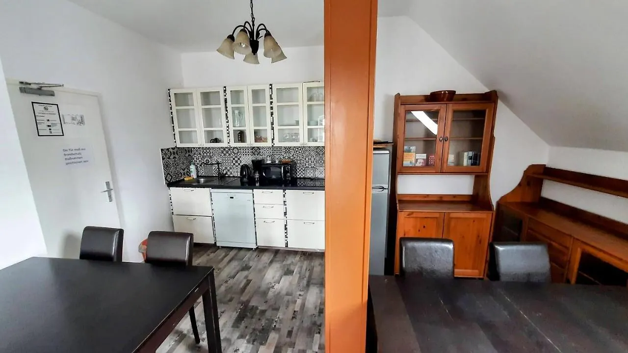 **  הנובר Am Lindenhof - Self Check-In Hotel גרמניה